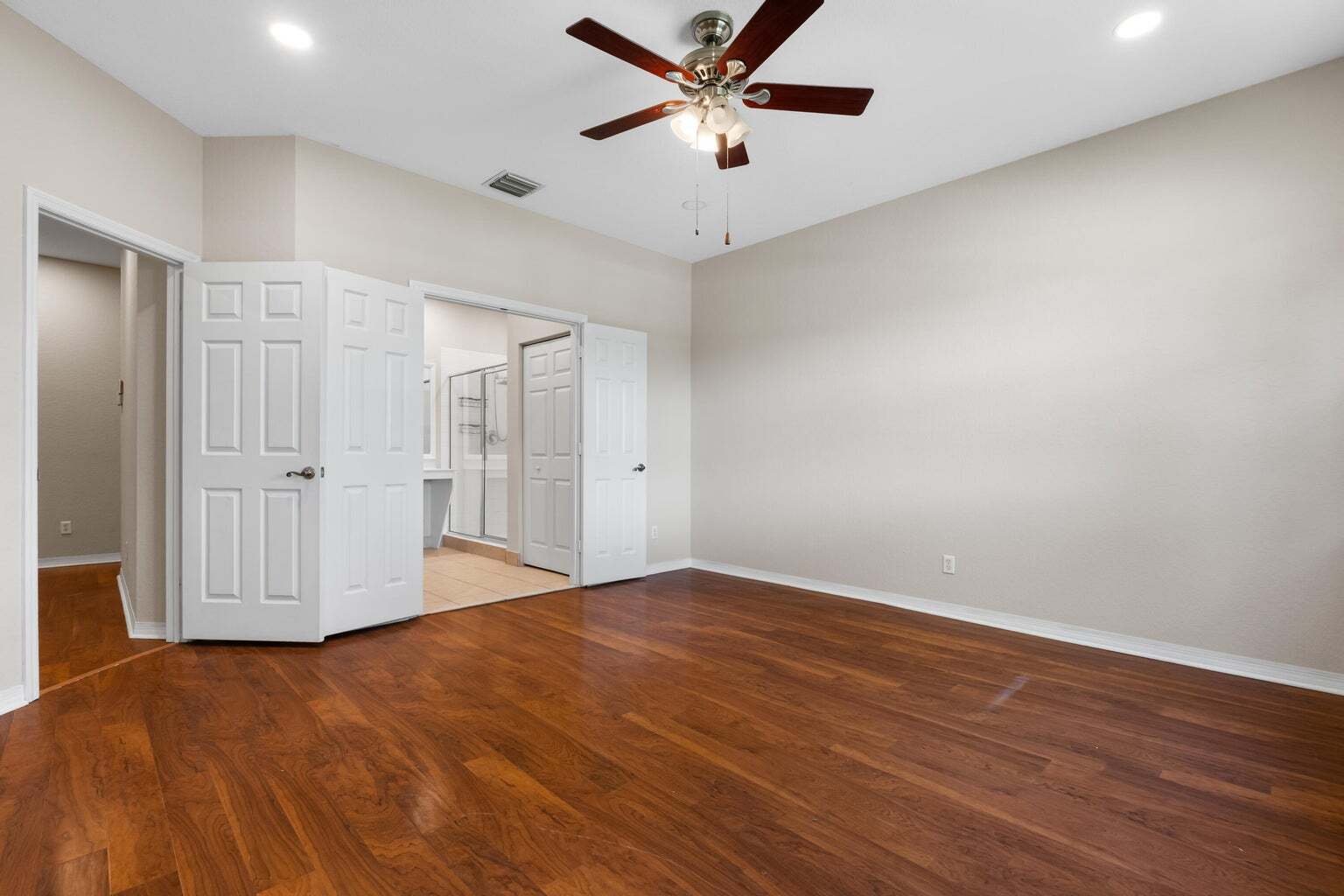 Building Photo - 3051 Grandiflora Dr