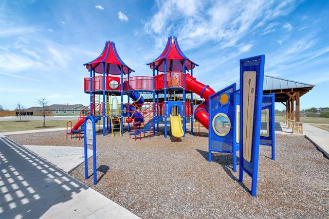 Building Photo - 2604 Starwater Dr