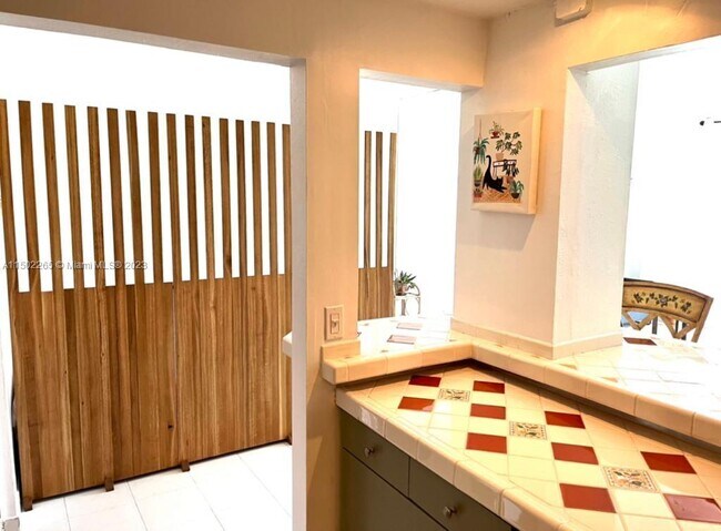 Building Photo - 2829 Indian Creek Dr