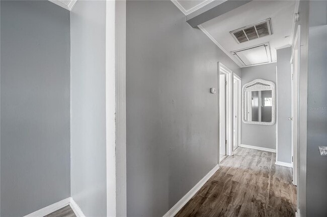 Building Photo - 3947 Grove St S