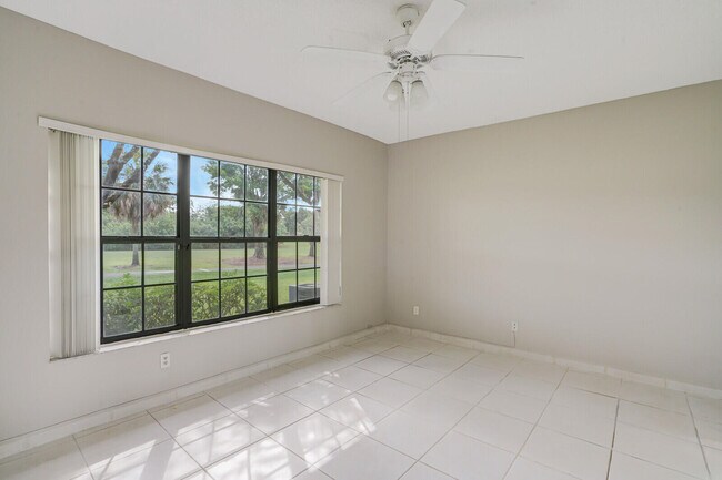 Building Photo - 401 SW 158th Terrace