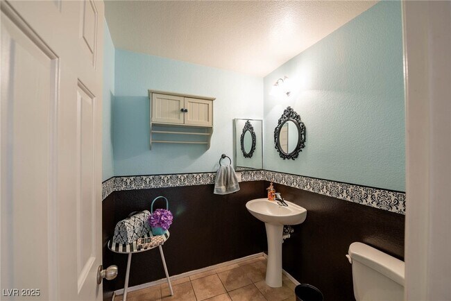 Building Photo - 5283 Broadlake Ln