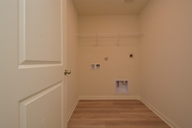 Building Photo - 22426 Kennons Way