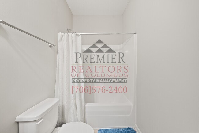 Building Photo - 5116 Magazine Ln