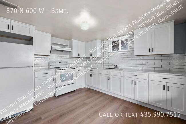 Building Photo - Cute vintage remodeled basement apartment