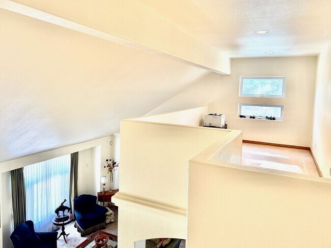 Building Photo - Warm & Spacious Woodmoor Home in a Fantast...