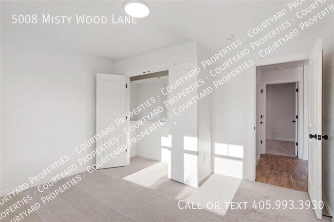 Building Photo - 5008 Misty Wood Ln