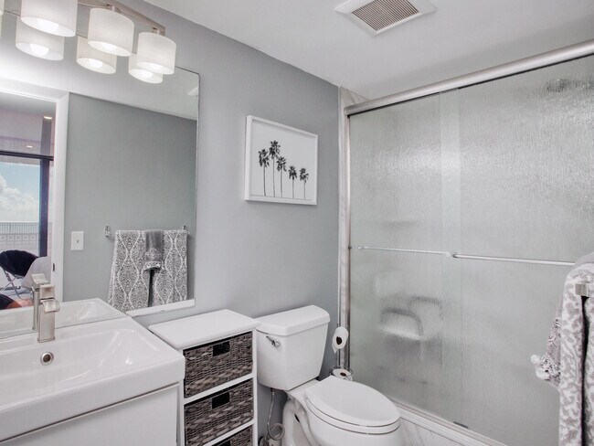 Building Photo - 3456 S Ocean Blvd