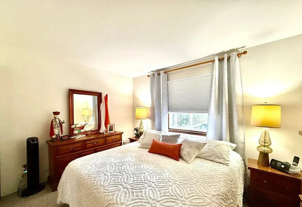 Building Photo - 5472 NY-23A