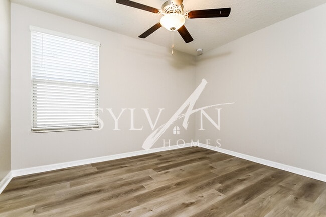 Building Photo - It’s time to start living the Real Life!