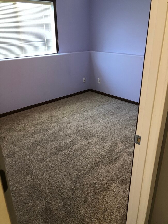 Building Photo - 1585 43rd Ave S