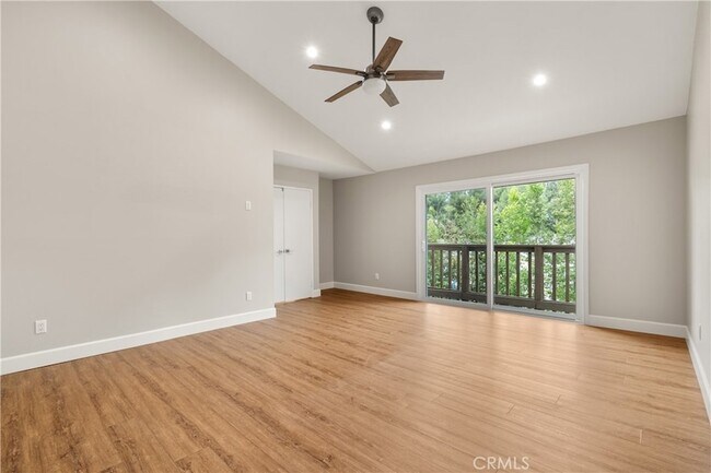 Building Photo - 5339 Coldwater Canyon Ave
