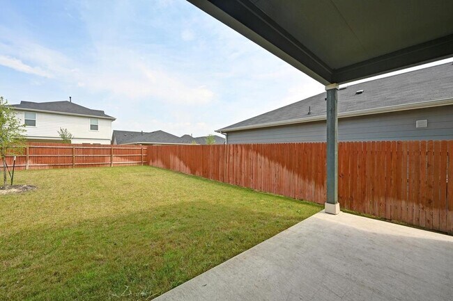 Building Photo - 164 Frogmore Lp