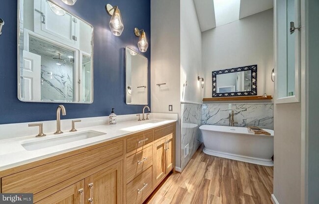 Building Photo - 4113 Meadow Field Ct