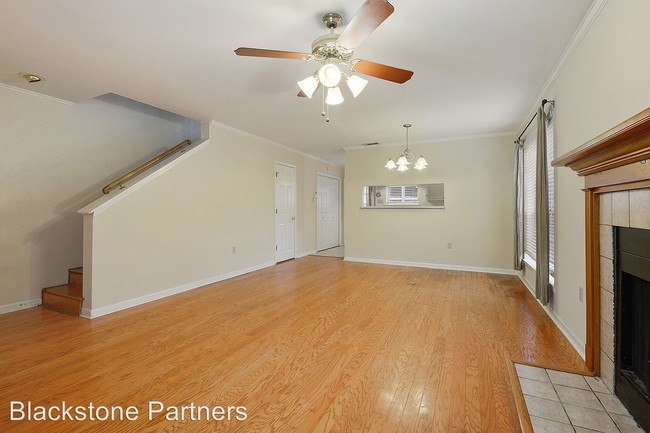 Building Photo - 2 br, 2.5 bath House - 80 Brent Ct