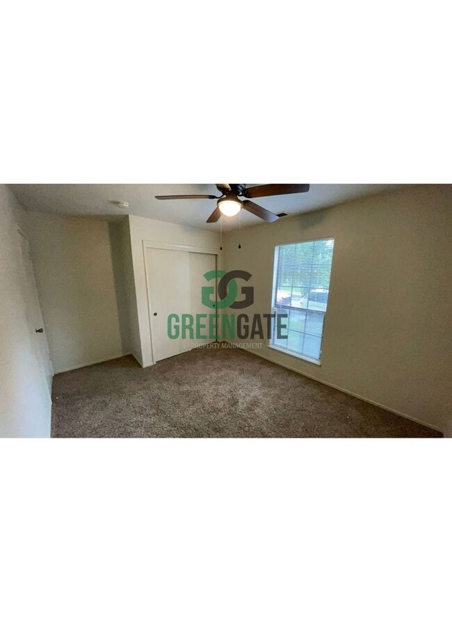 Building Photo - 3517 Woodglen Dr