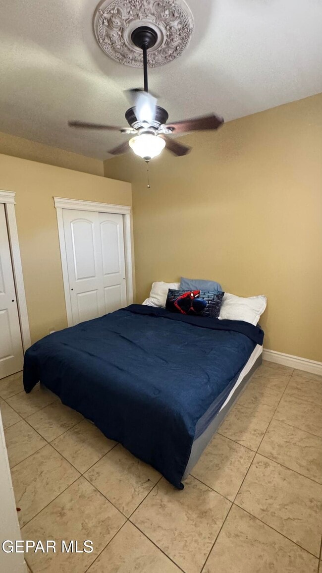 Building Photo - 7381 Black Mesa Dr