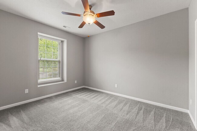 Building Photo - 2-Bed, 2-Bath Beautiful Home Available Now!