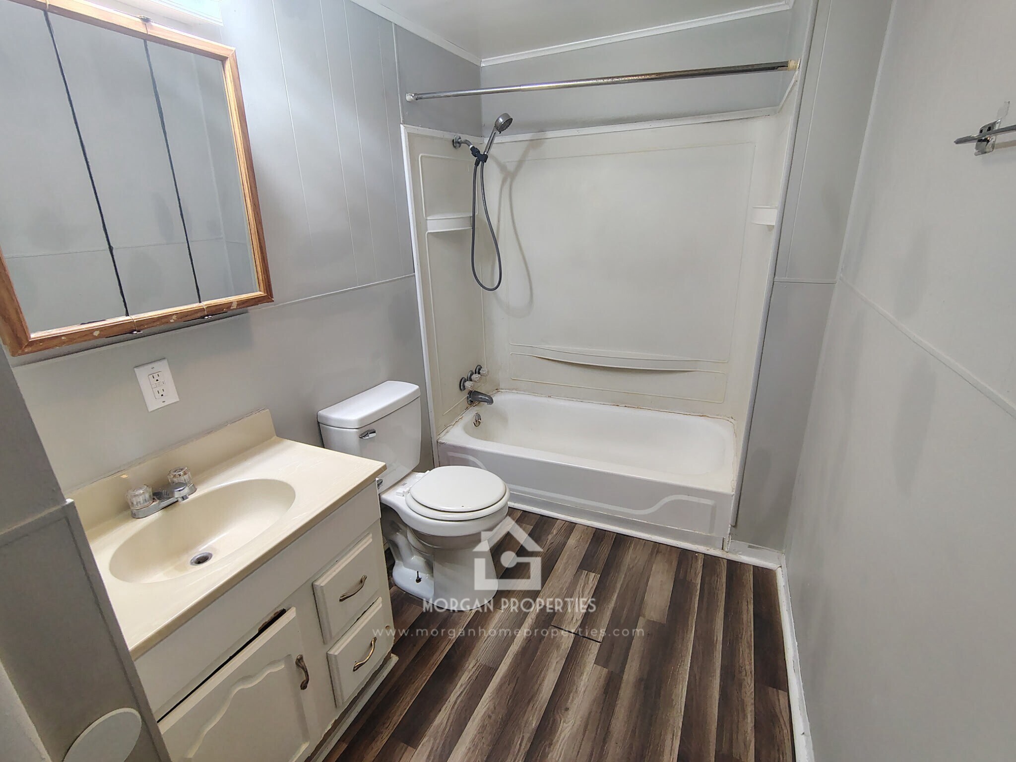 Building Photo - 2201 Central Ave