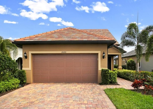 Building Photo - 20281 Corkscrew Shores Blvd