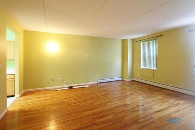 Building Photo - 2 bedroom in BROOKLYN NY 11221
