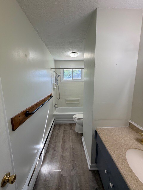 Building Photo - 2404 Mccawber Dr