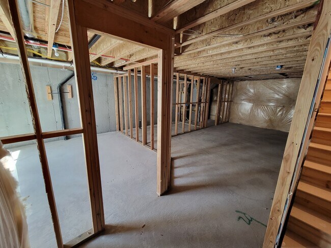 Building Photo - 1455 N 3860 W