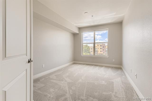 Building Photo - 9019 E Panorama Cir