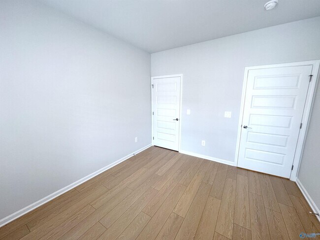 Building Photo - 6065 Gardner Maples Dr SE