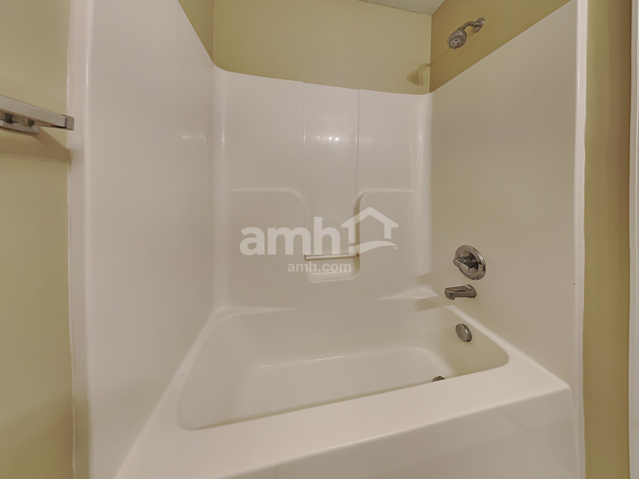 Building Photo - 10357 Sharpsburg Dr