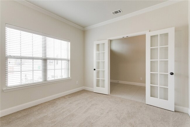 Building Photo - 601 Beechwood Dr