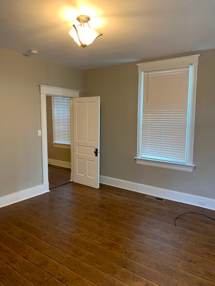 Front Room / Bedroom - 4130 colerain ave