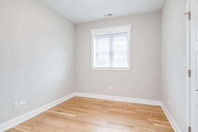 Building Photo - 2145 S Halsted St