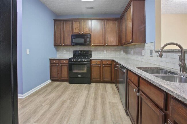 Building Photo - 5078 McEver View Dr