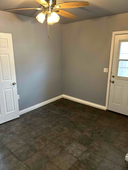 Building Photo - 38220 Trifone Rd