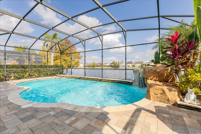 Building Photo - Waterfront Lake Nona Pool Home