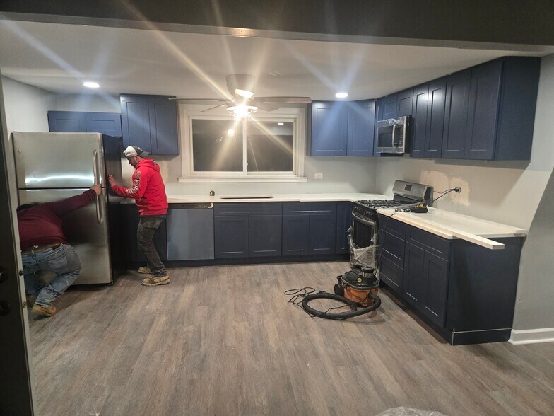 Primary Photo - 4629 S Kedvale Ave