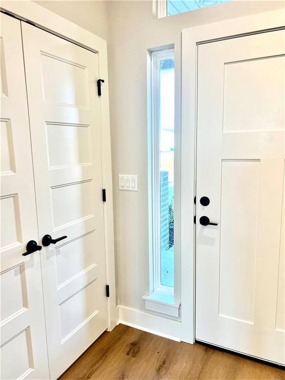 Building Photo - 1811 Lapis Ave