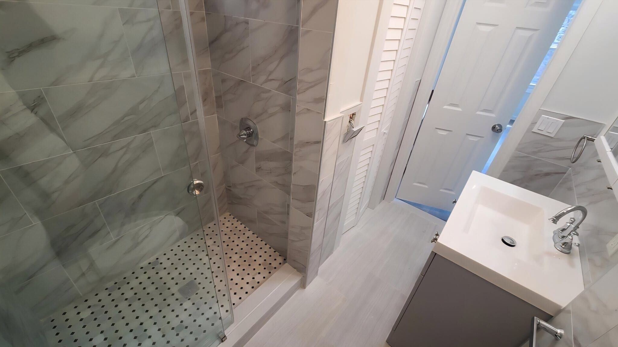 Building Photo - 150 New York Ave