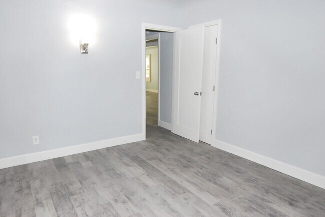 Building Photo - BB LLC - Savona Walk