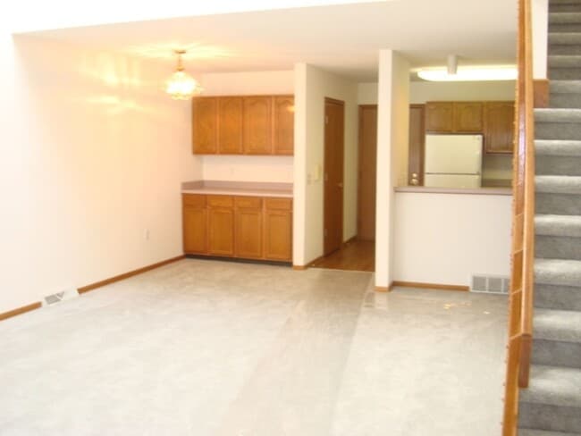 Interior Photo - MANCHESTER TOWNHOMES