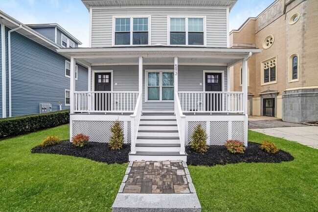 Building Photo - 593 Gallivan Blvd