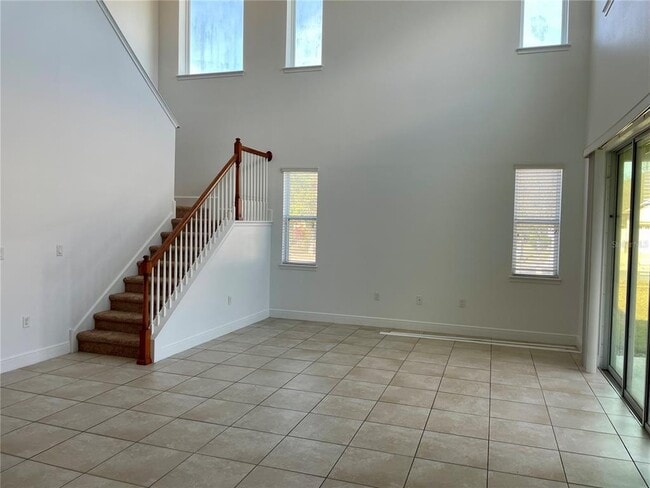 Building Photo - 7952 Hampton Lake Dr