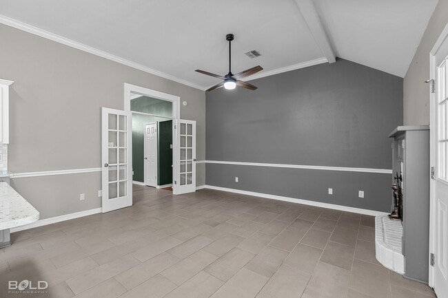 Building Photo - 6007 Cardinal Ln