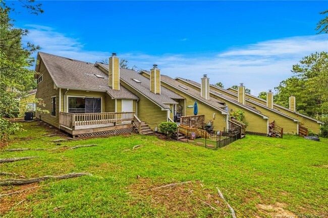 Building Photo - 525 Cypress Trace Dr