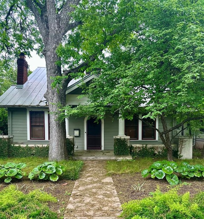 Primary Photo - 4115 Avenue H