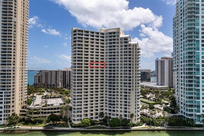 Building Photo - 888 Brickell Key Dr