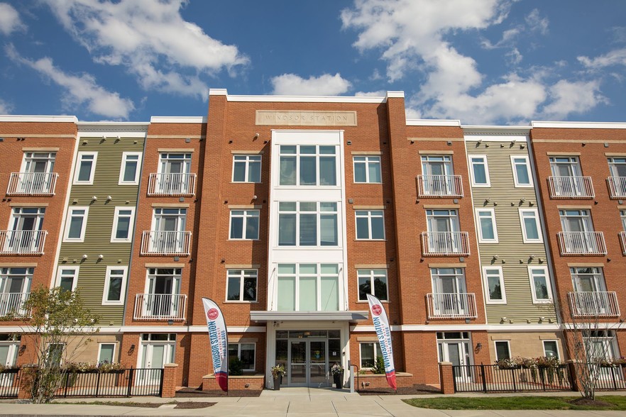 Front Entrance - Windsor Station