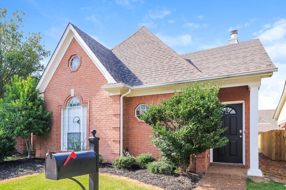 Building Photo - 8652 Eagle View Dr