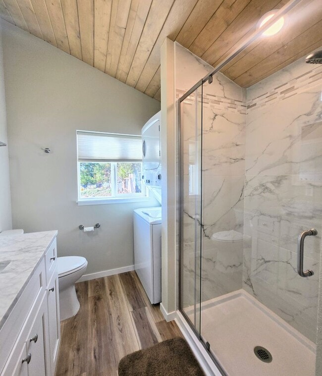 Building Photo - Newly Remodeled ADU for Rent in Port Towns...